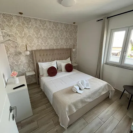 Apartment Bloom Vir