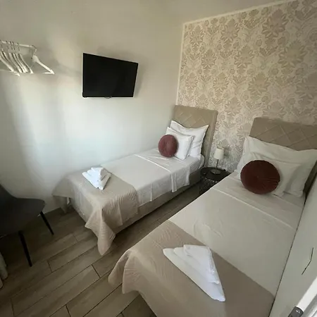 Bloom Apartment