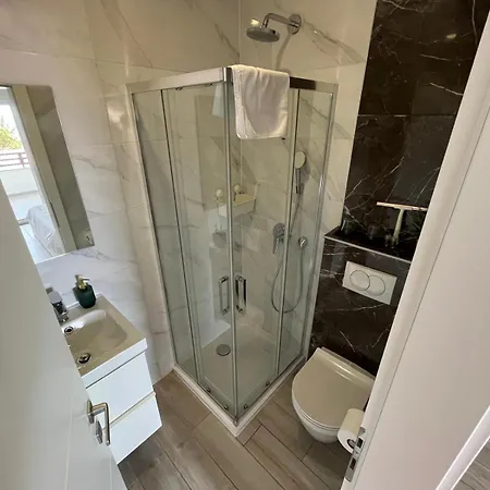 Bloom Apartment