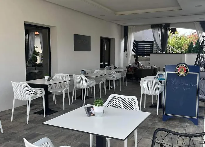 Bloom Apartman
