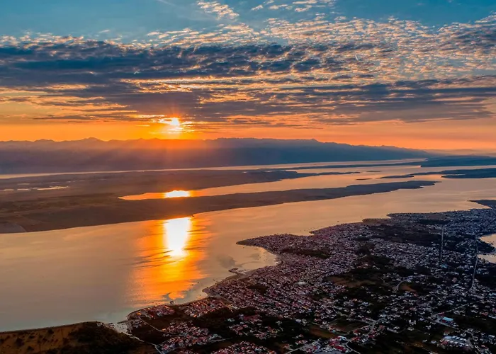 Bloom アパート ヴィル